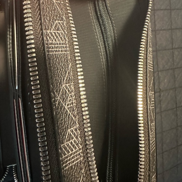 LACOSTE | the blend monogram print canvas travel bag - Picture 7 of 9